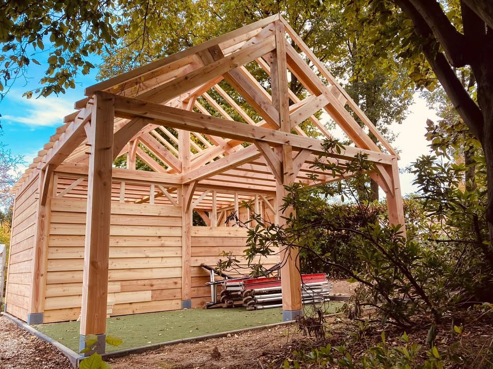 Abri de jardin en chêne — Taïga
