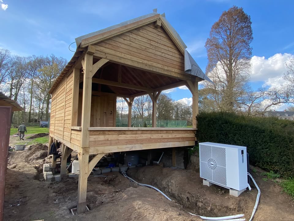 Pool-house en chêne — Taïga