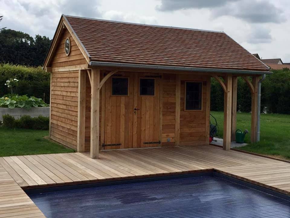 Pool-house en chêne — Taïga