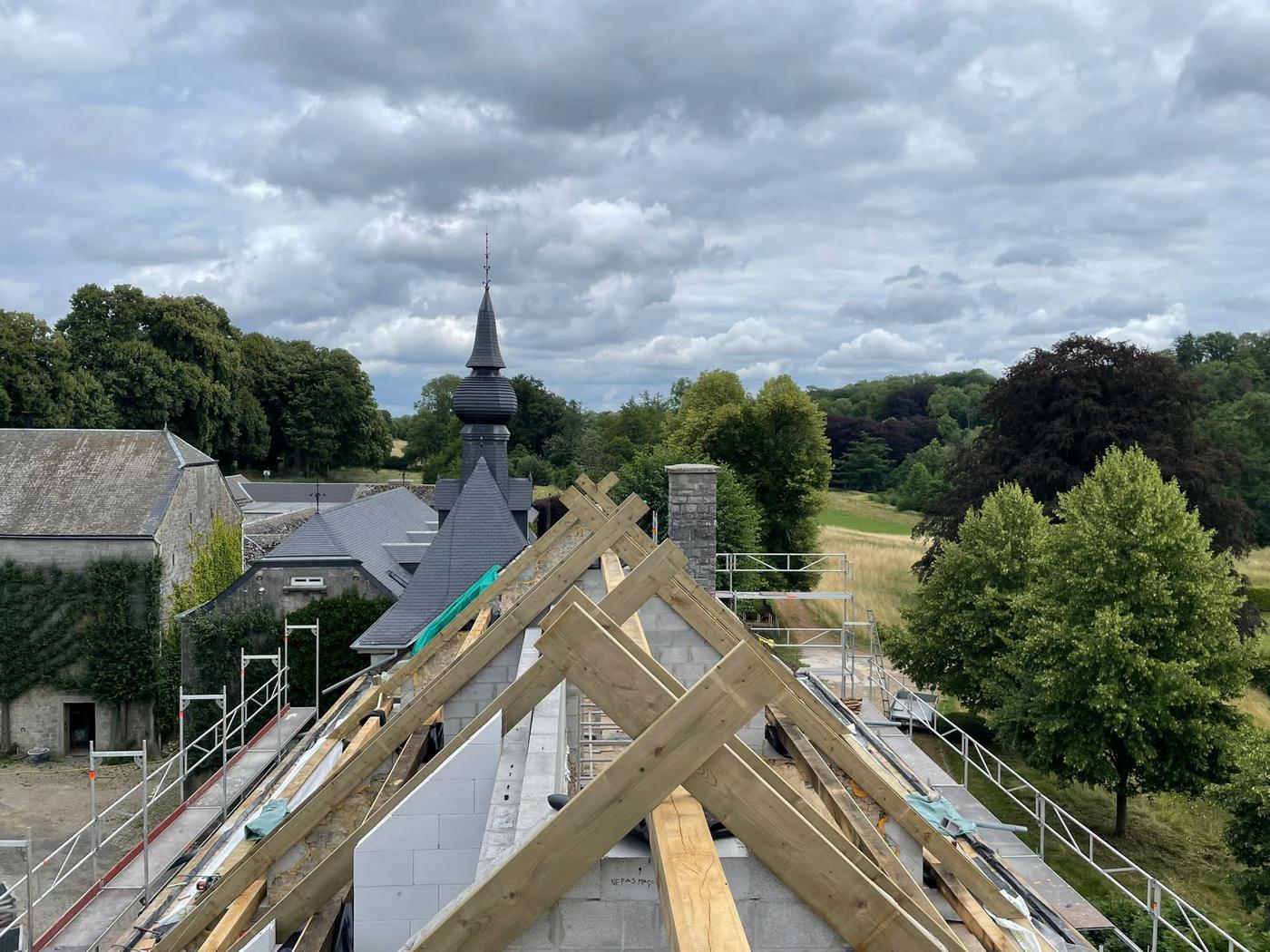 Charpente d’un château — Emptinne — étape 1
